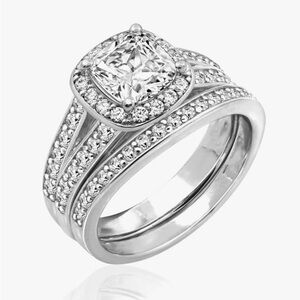 Amazon Essentials Sterling Silver Platinum Plated Infinite Elements CZ Halo Ring